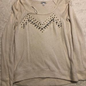 Lightweight sweater